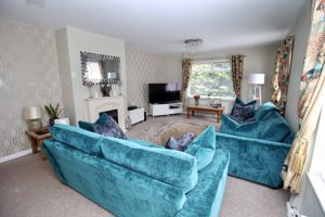 Living Room- click for photo gallery